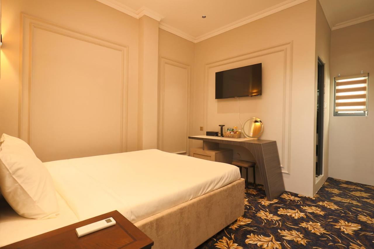 Phuoc Hung 3 Hotel Виньлонг Экстерьер фото