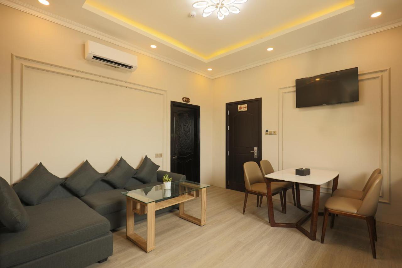 Phuoc Hung 3 Hotel Виньлонг Экстерьер фото