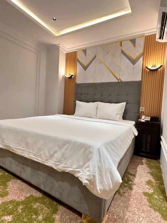 Phuoc Hung 3 Hotel Виньлонг Экстерьер фото