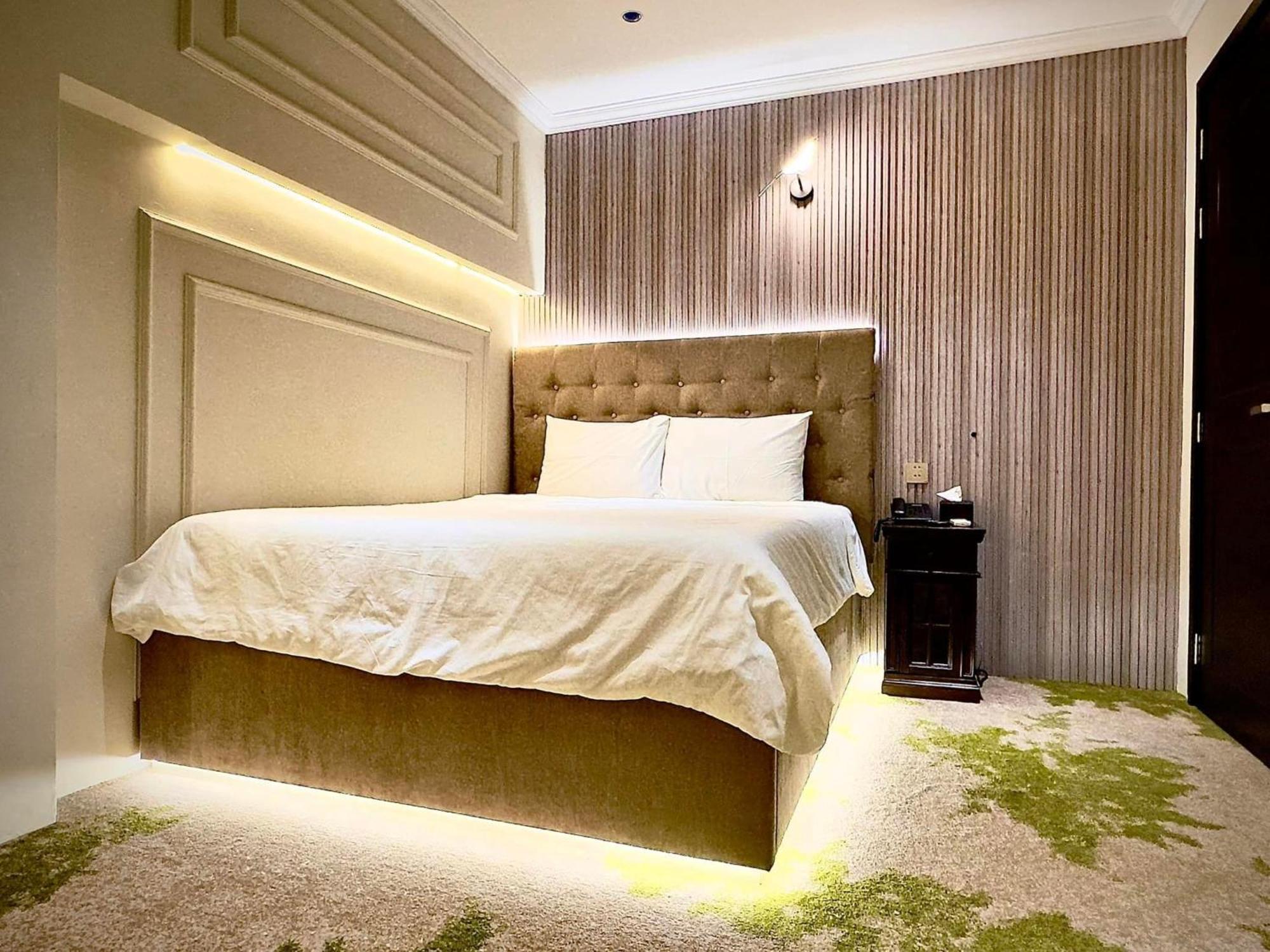 Phuoc Hung 3 Hotel Виньлонг Экстерьер фото